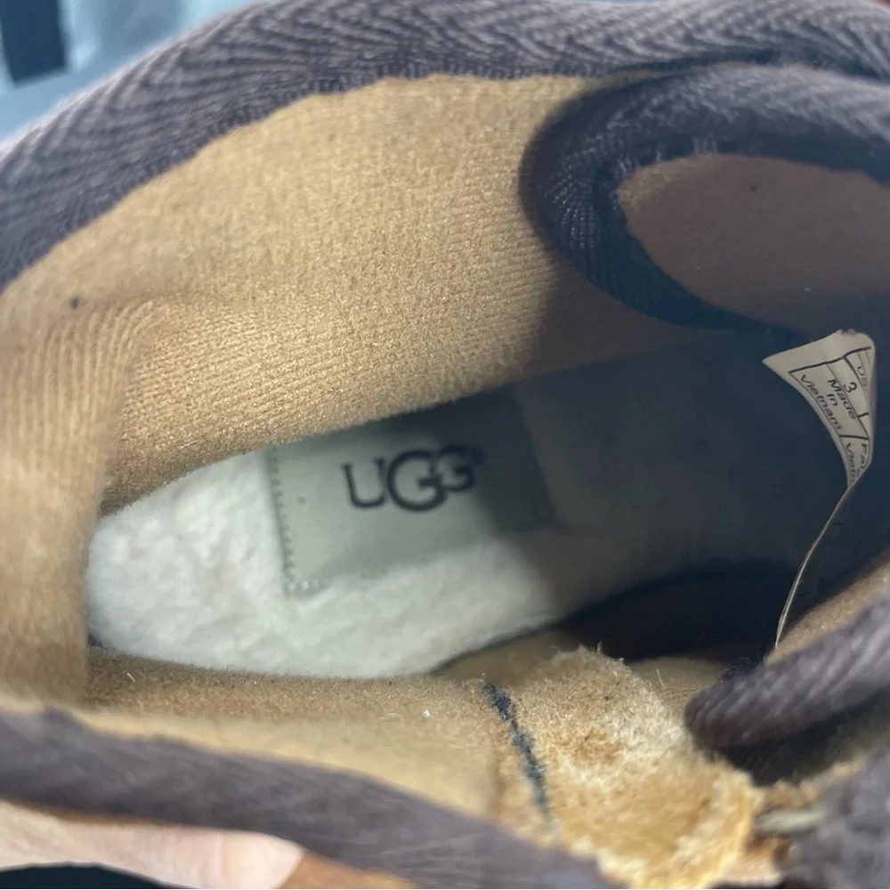 UGG Bradley Leather Suede Zipper Ankle Boot little boy Sz‎ 3